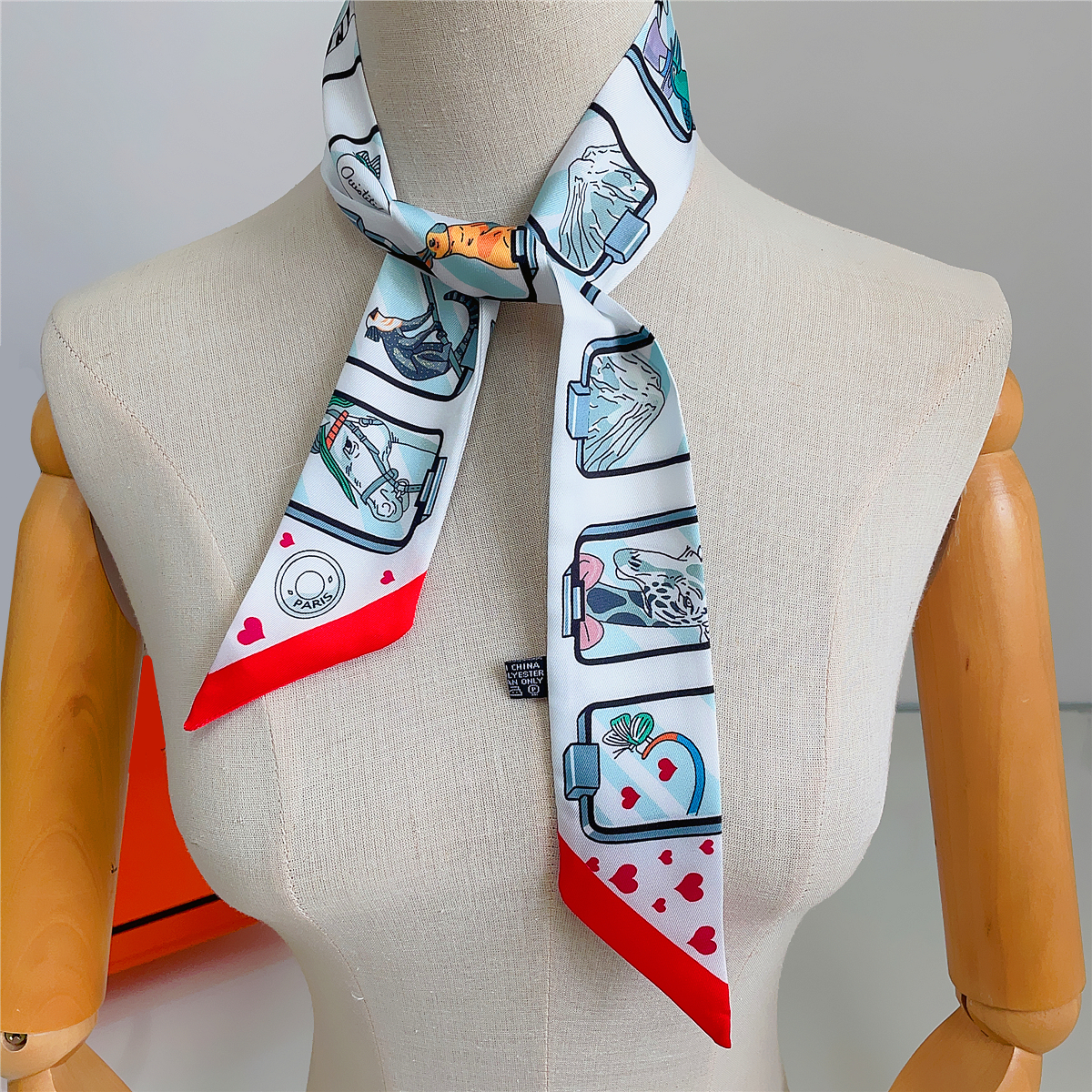 Brand Design Twill 100% Silk S - đánh giá và giá Silk Neck Scarf