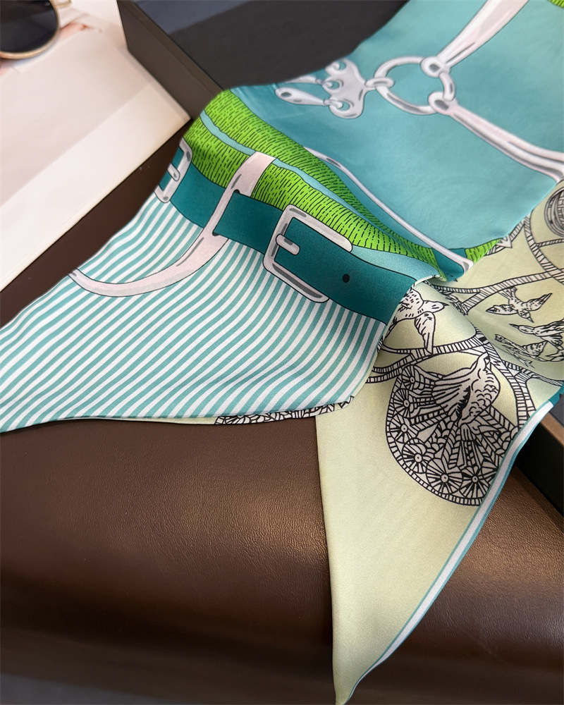 Women's Double-sided Print Sil - đánh giá và giá Ascot Neck Scarf