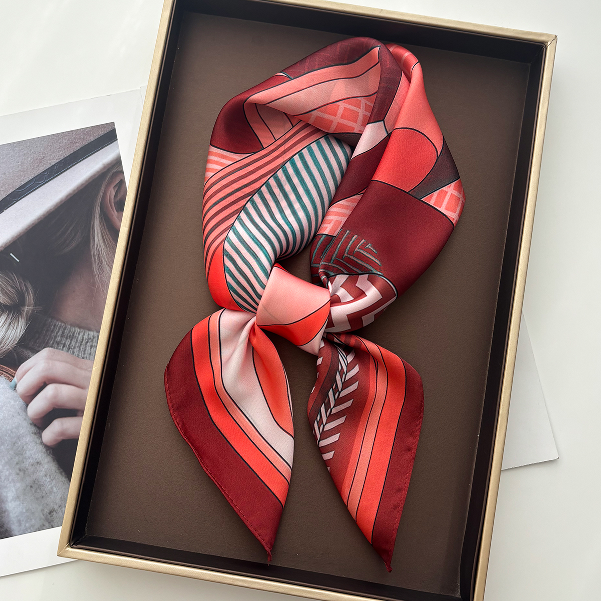 Luxury Square Scarf For Women  - đánh giá và giá Silk Neck Scarf