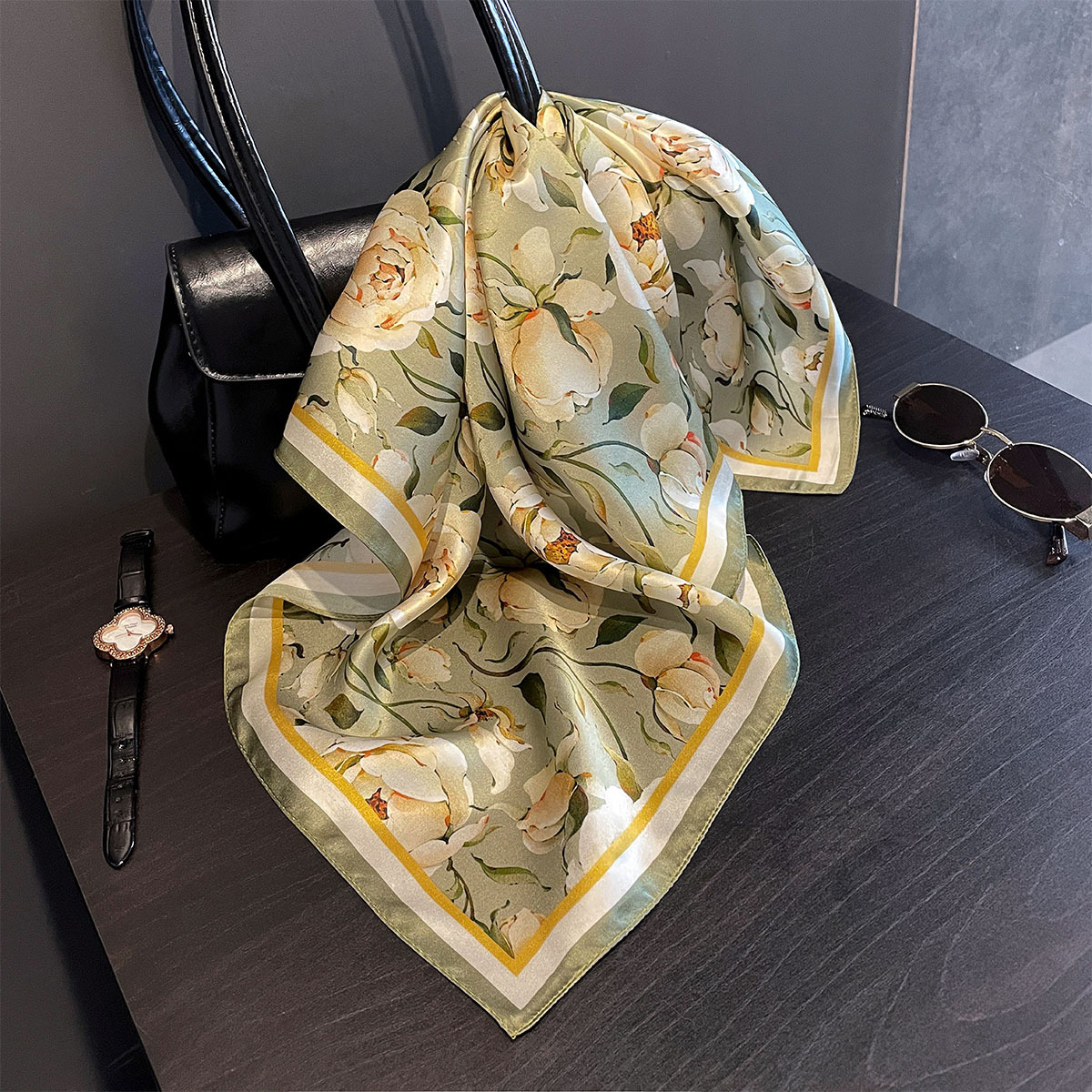 Designer Floral Square 65cm Ne - đánh giá và giá Bandana Cotton