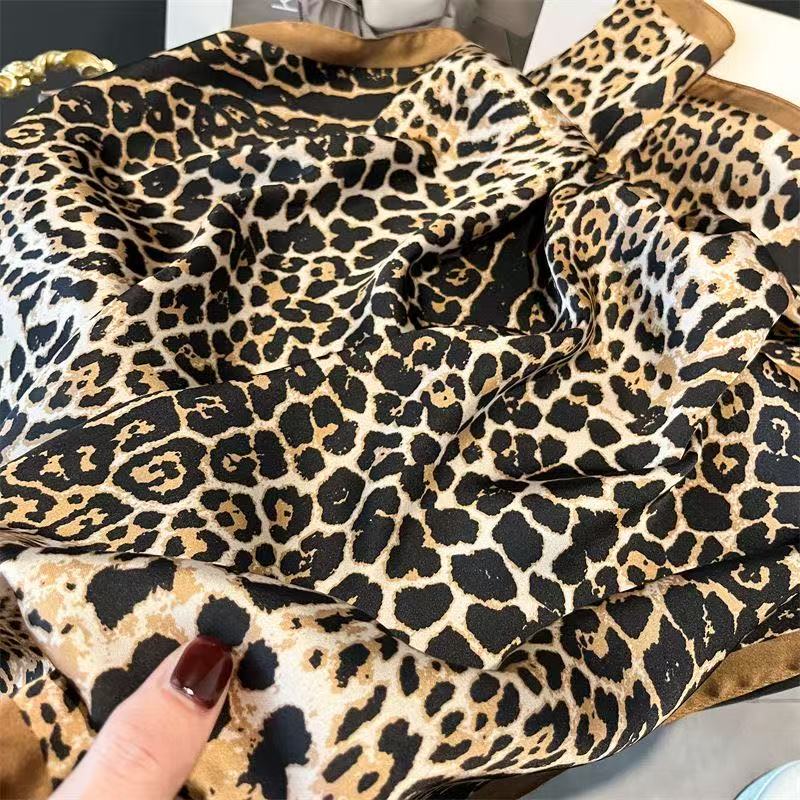 1pc Luxury Brand Leopard Print - đánh giá và giá Bandana Cotton