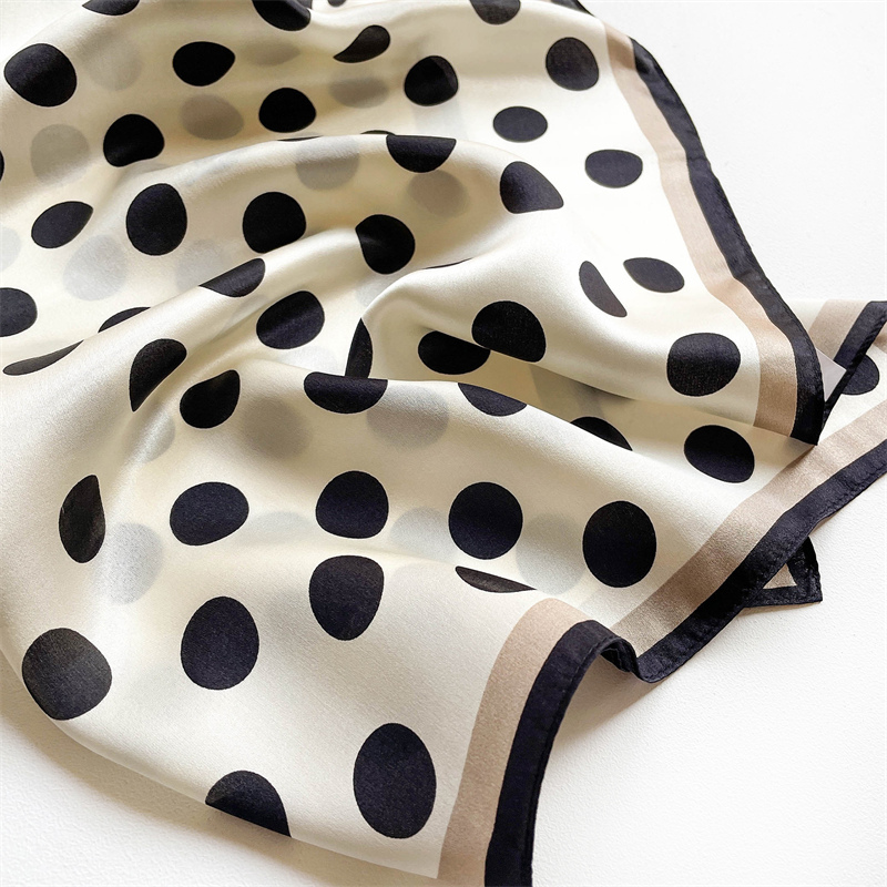 2024 New Pure Silk Scarf Small - đánh giá và giá Ascot Neck Scarf